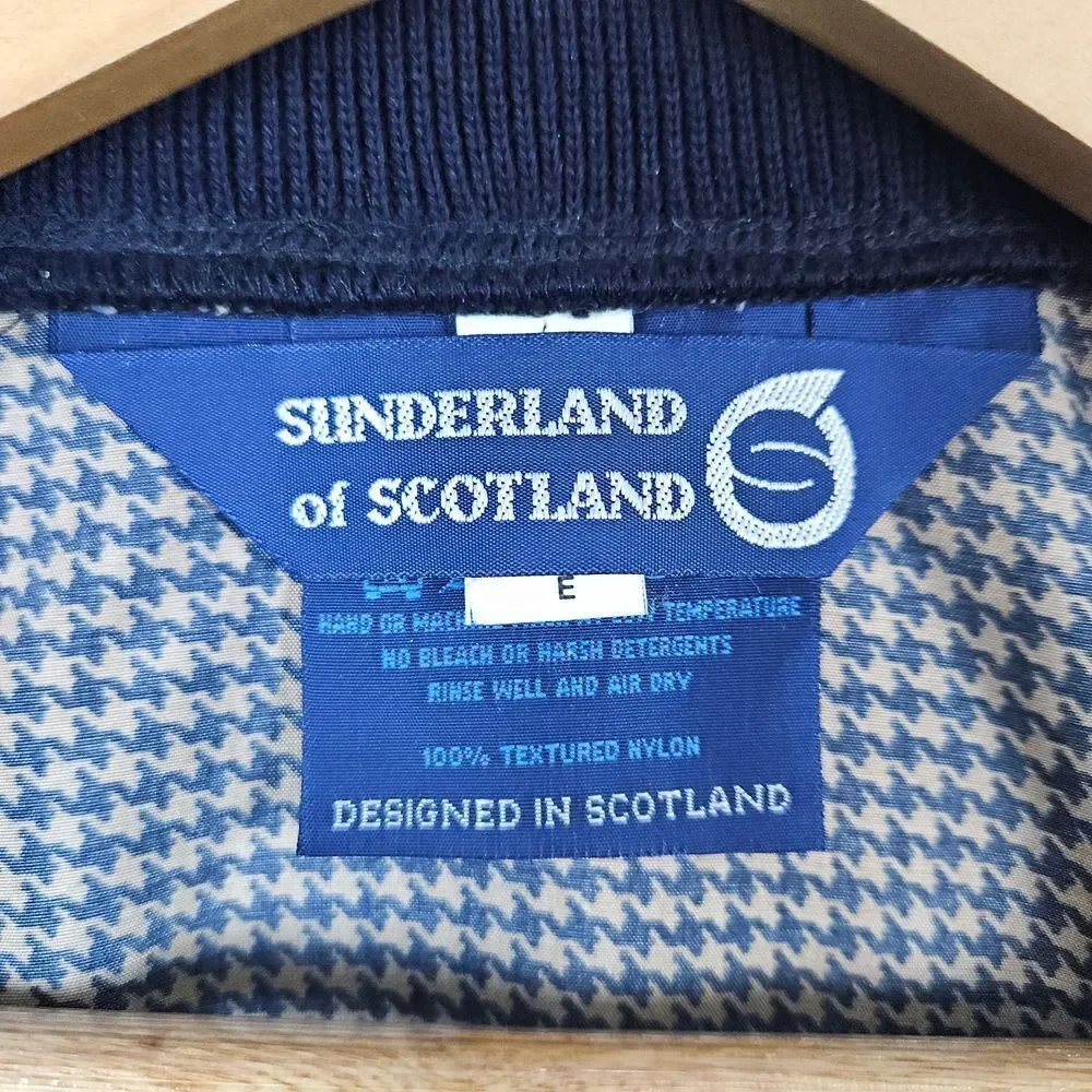 Sunderland of Scotland Ladies Classic Pullover Size L Houndstooth Textured Nylon